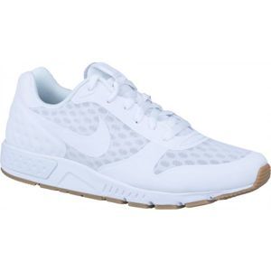 Nike NIGHTGAZER LW SE fehér 12 - Férfi szabadidőcipő
